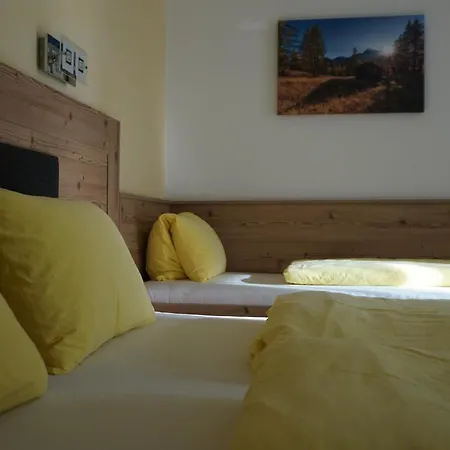 Klampferer Гостевой дом